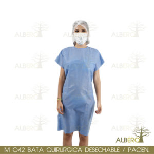 M-042 BATA QUIRURGICA DESECHABLE PARA PASIENTE CELESTE